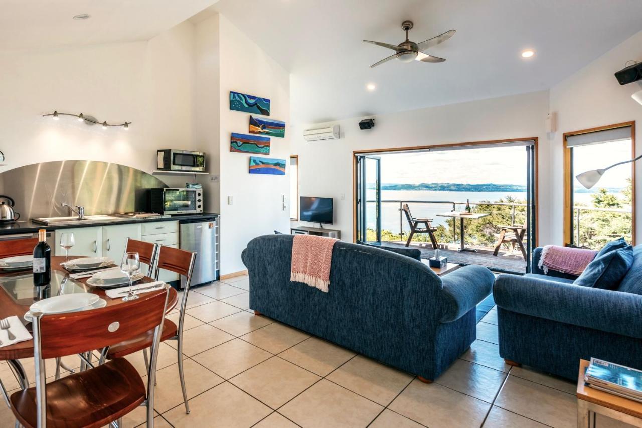 Crosstrees - Seaview - Waiheke Unit Holiday home *